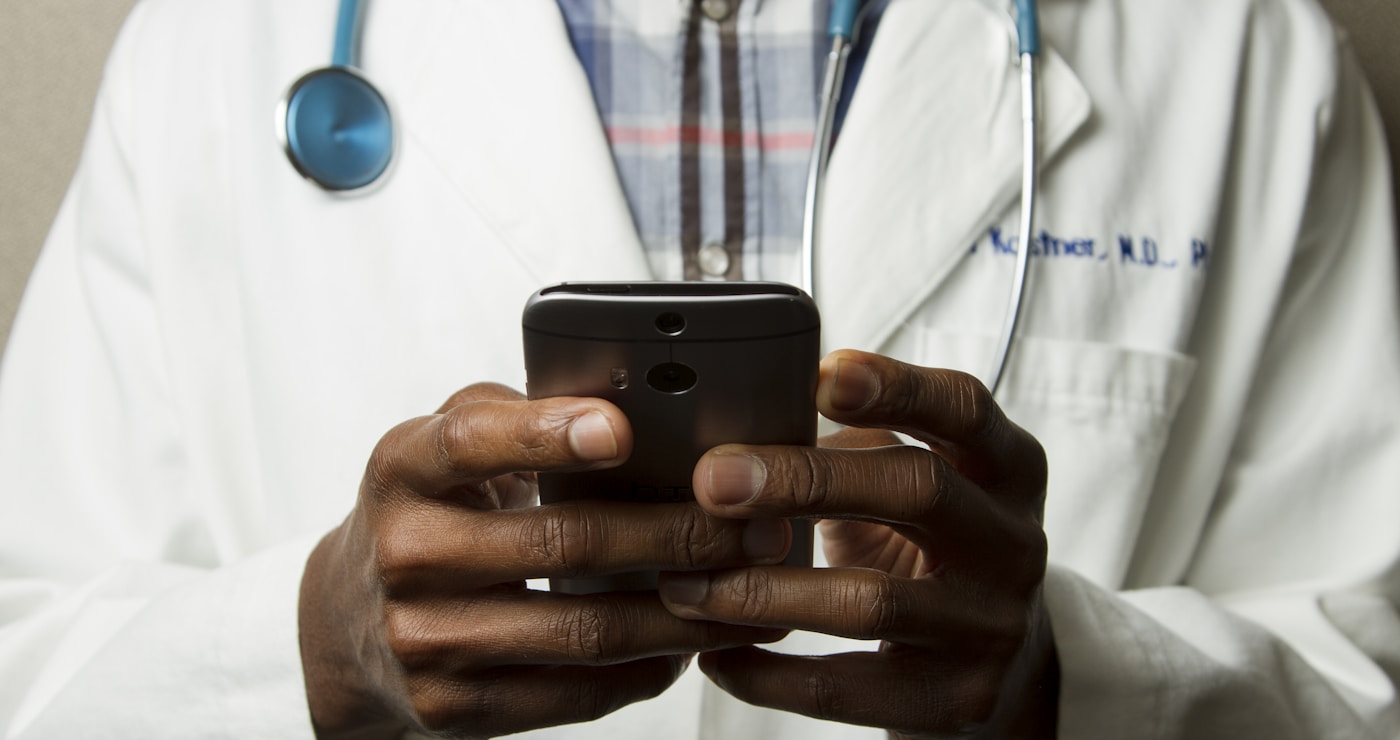 Plataforma de inteligência artificial corporativa para entidade médica — case SBCP e BW8 Martech